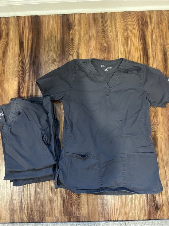 Butter Tops - Butter soft Stretch V-neck Scrub Top bundle of 4